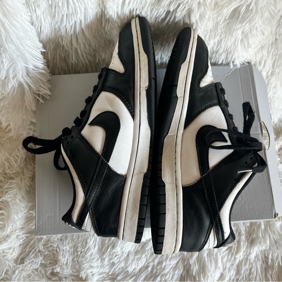 Nike Dunk Low Panda - Picture 3 of 4